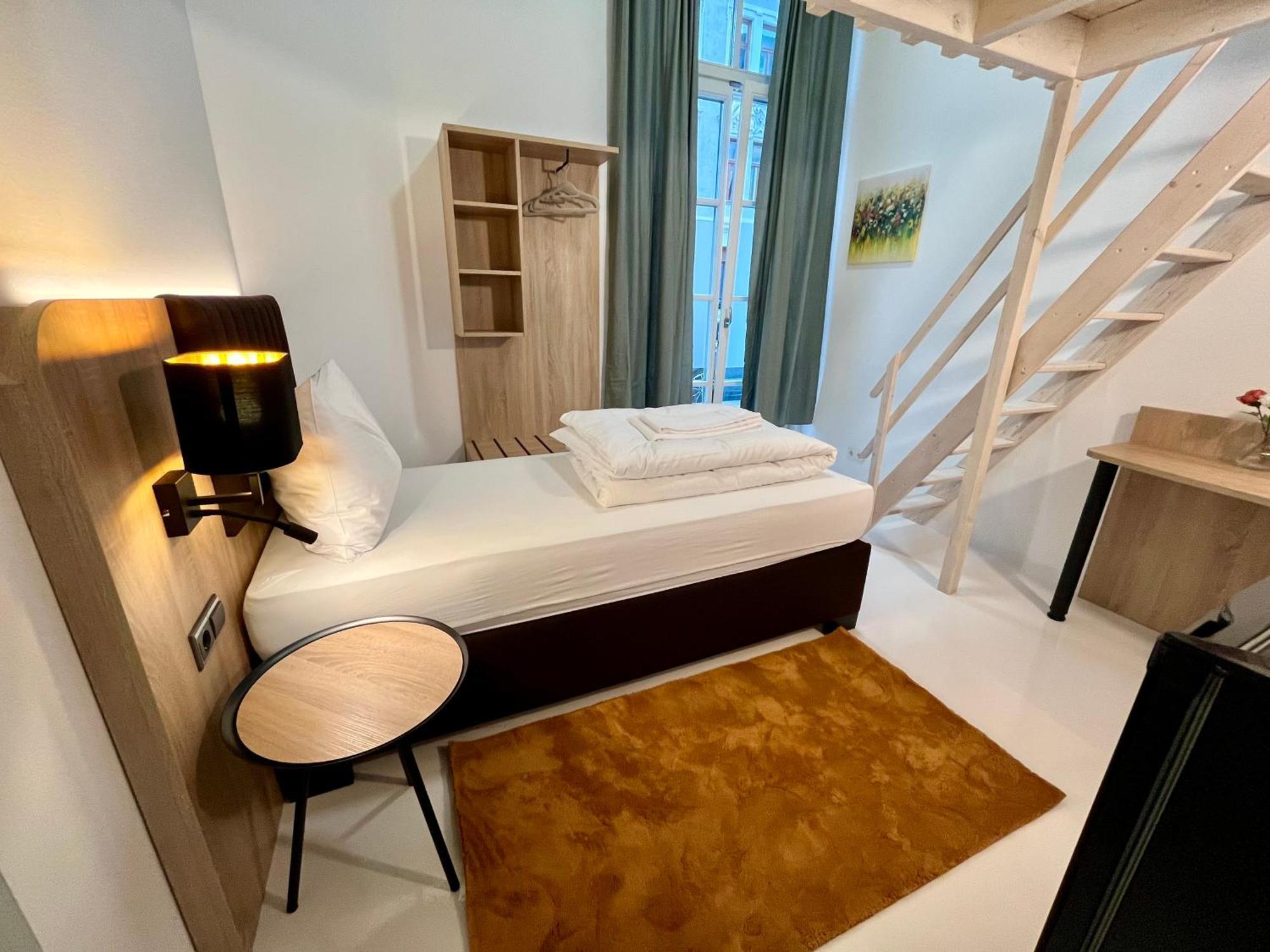 Adlzreiter City Pension Мюнхен Экстерьер фото